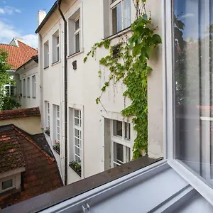  Apartment Old Town