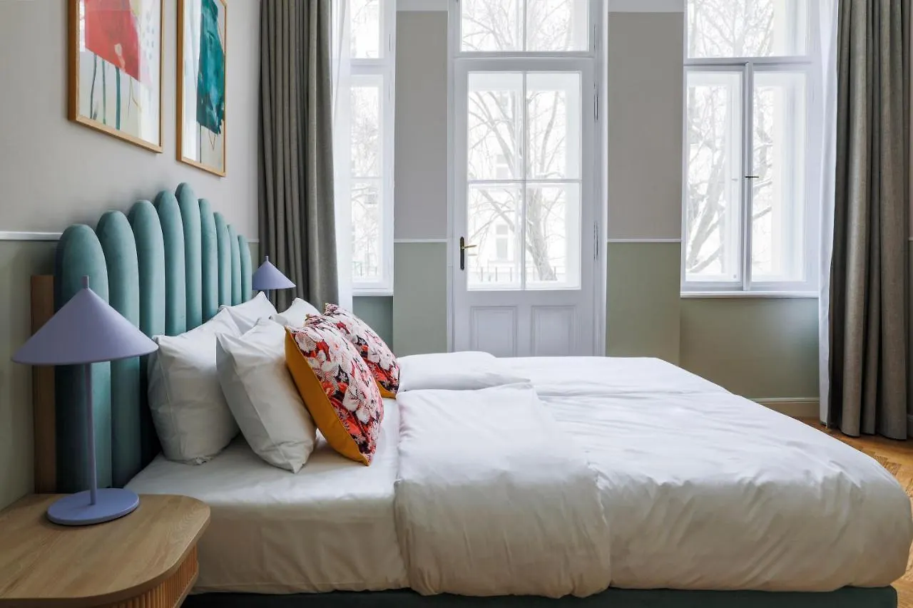 Numa Prague Flow Apartahotel