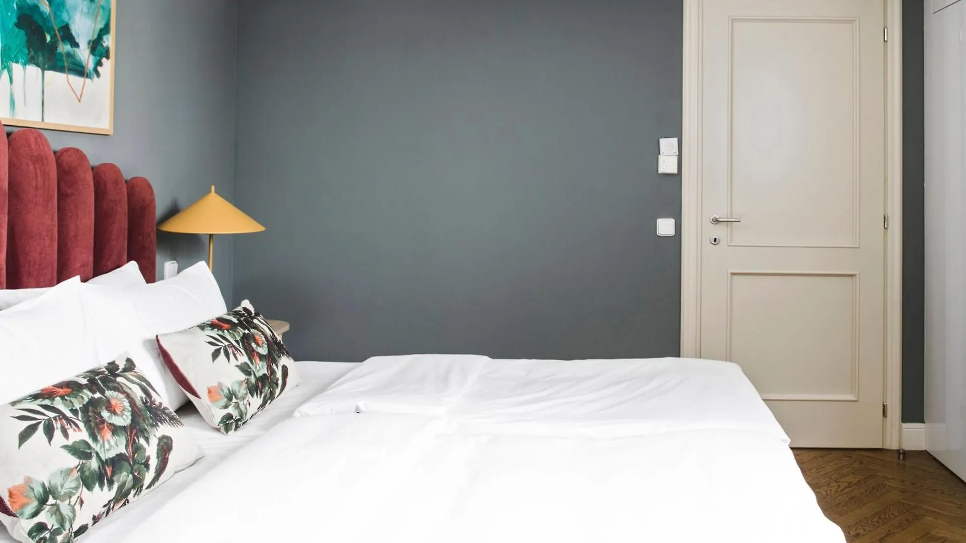 Numa Prague Flow Apartahotel