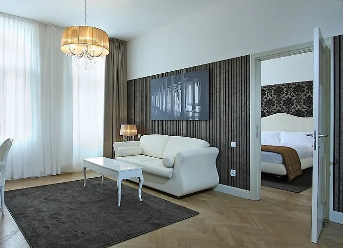Numa Prague Flow 4*,